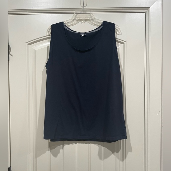 Jones New York Tops - Jones New York women’s  Sleeveless Navy Tank Sleeveless shirt navy 3X